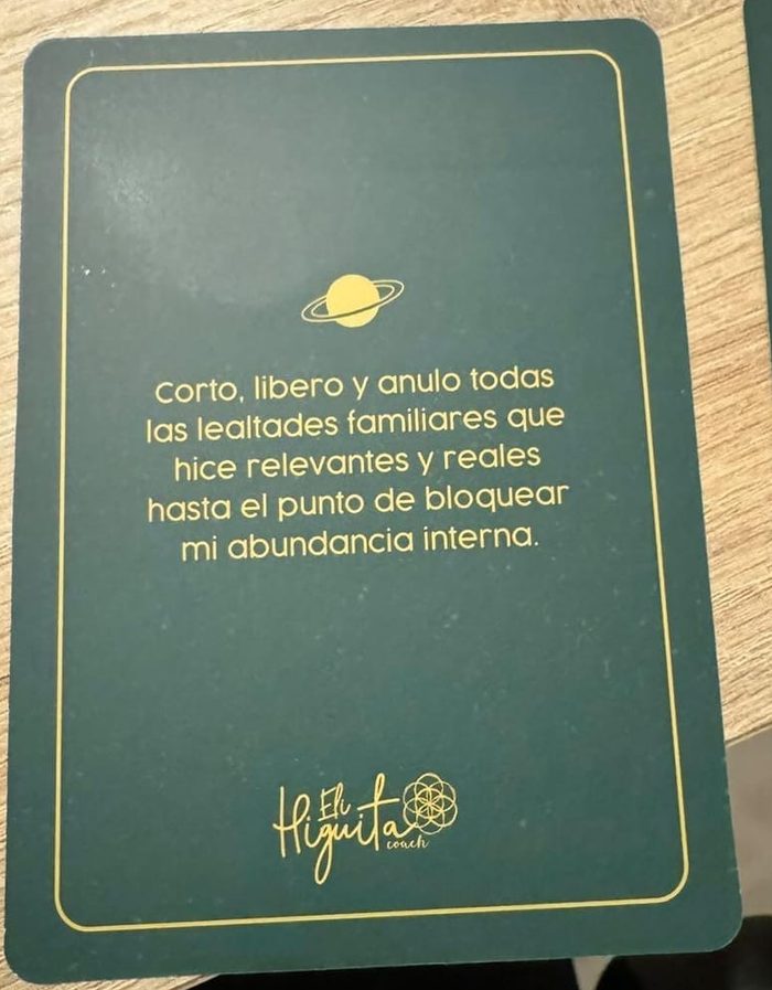Una de las cartas del oráculo